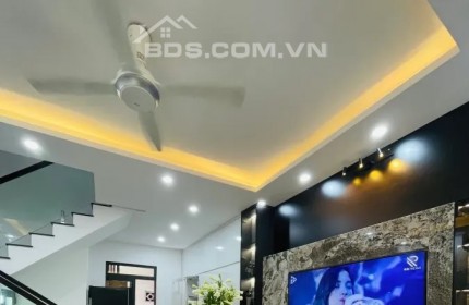 Bán nhà ngõ Thịnh Hào, Đống Đa, 35m2x5 tầng, nhà đẹp ở ngay ngõ 3 gác hơn 6tỷ